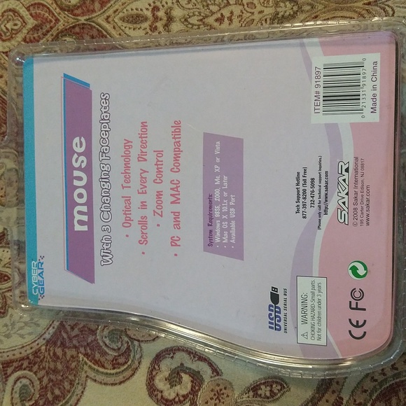 Cyber Gear Pink DaisyUSB Optical Mouse - Picture 4 of 8